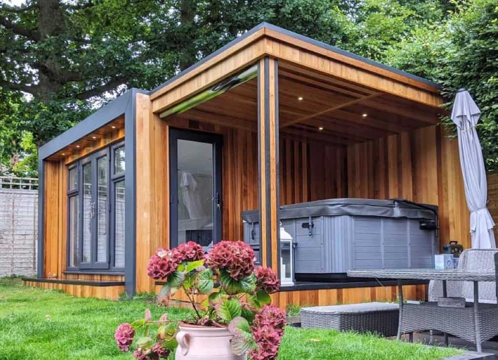 hot tub garden room